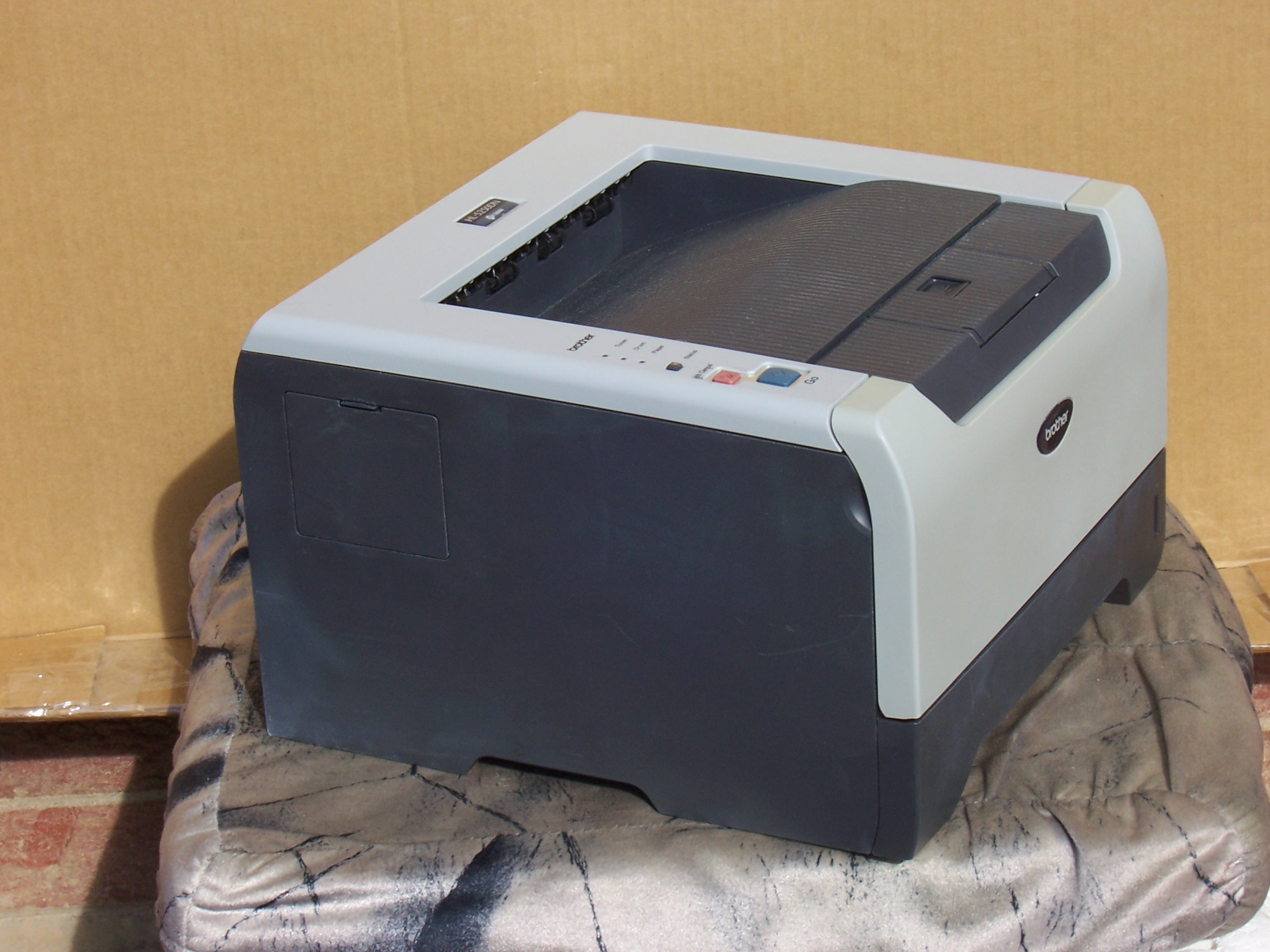 silueta Adentro mantener Brother HL-5250DN Laser Printer with Duplex and Networking - Imagine41