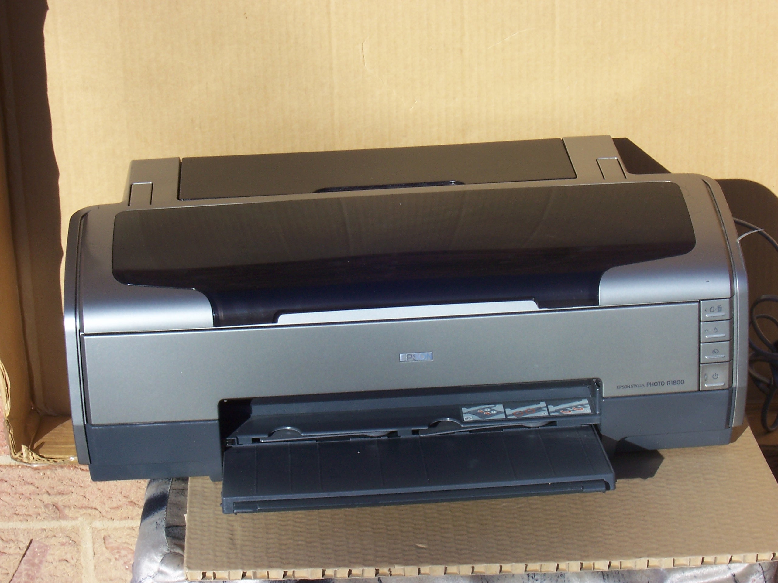  Epson  Stylus R1800  Digital Photo Inkjet Printer Imagine41