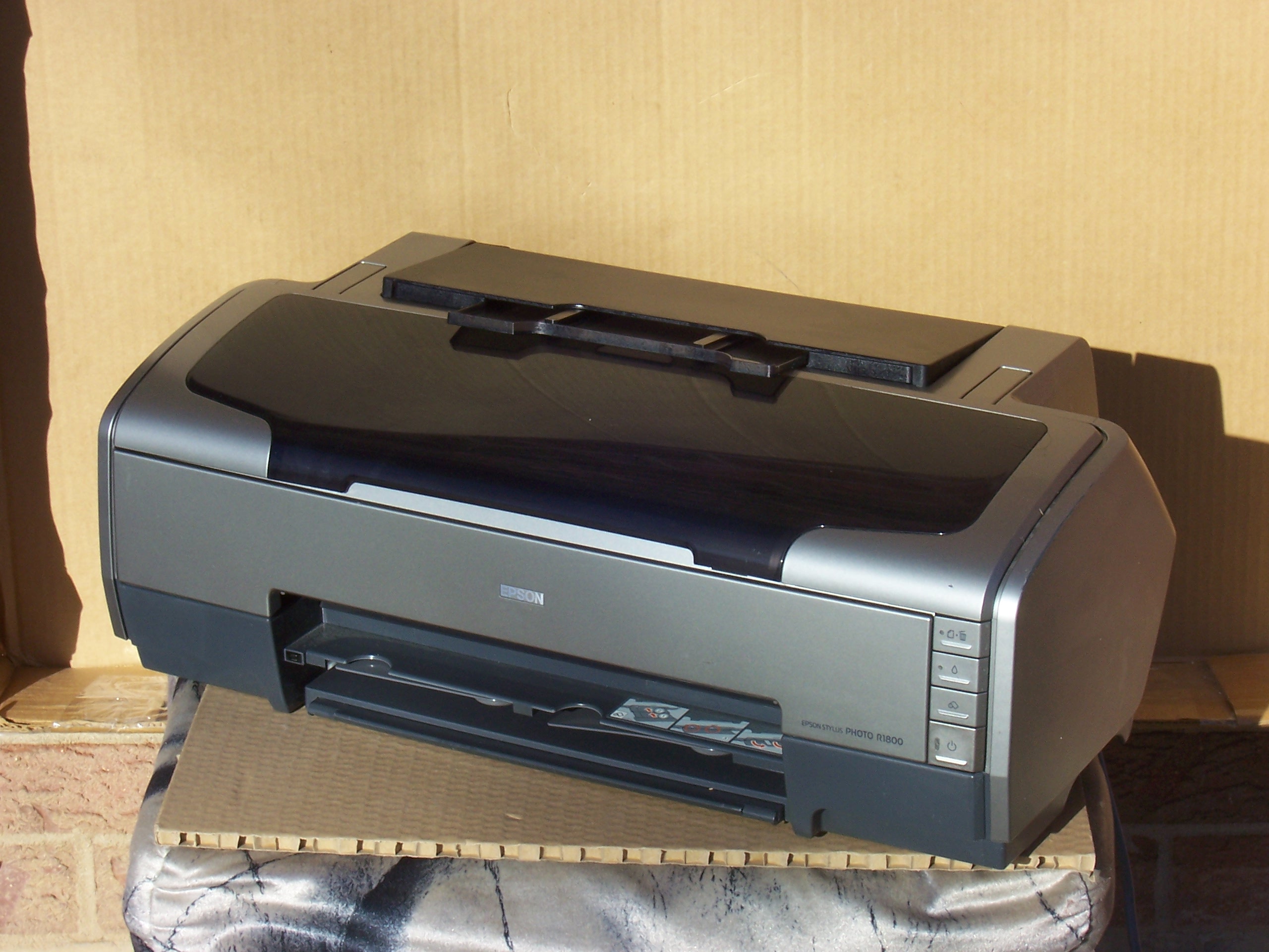  Epson  Stylus R1800  Digital Photo Inkjet Printer Imagine41