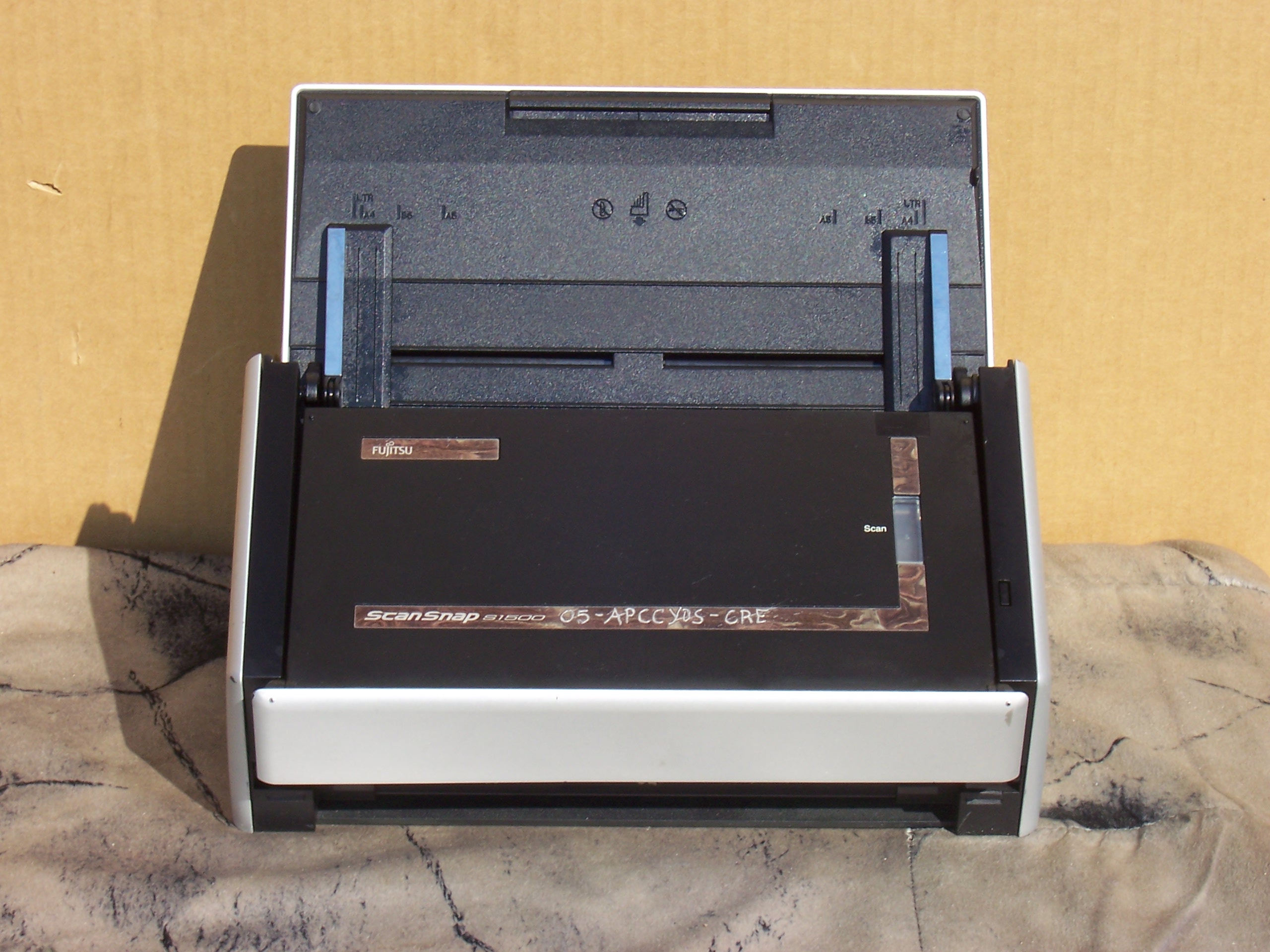 Fujitsu ScanSnap S1500 Instant PDF Multi Sheet-Fed Scanner Imagine41