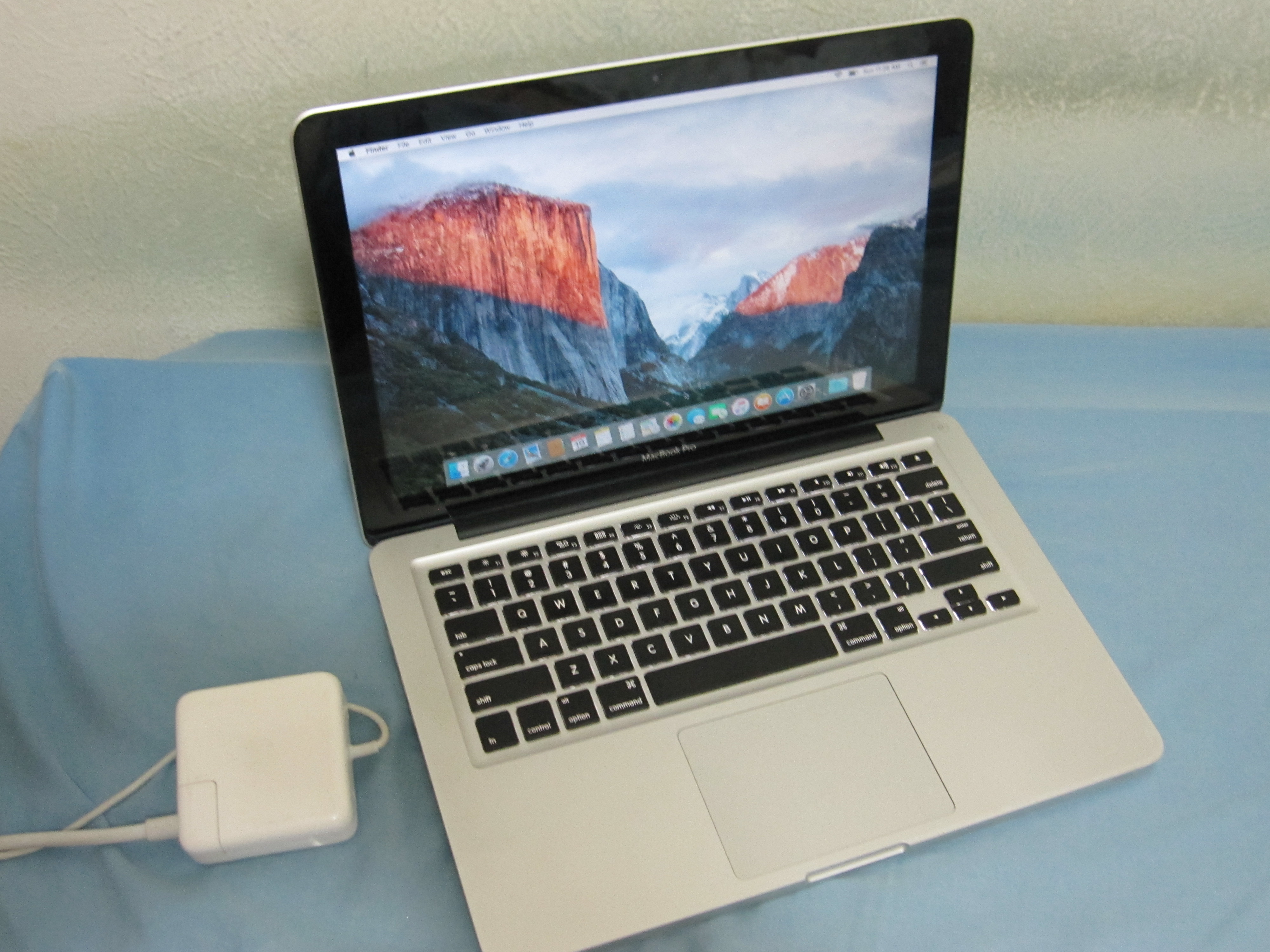 Apple macbook pro 13 2 5 ledo star