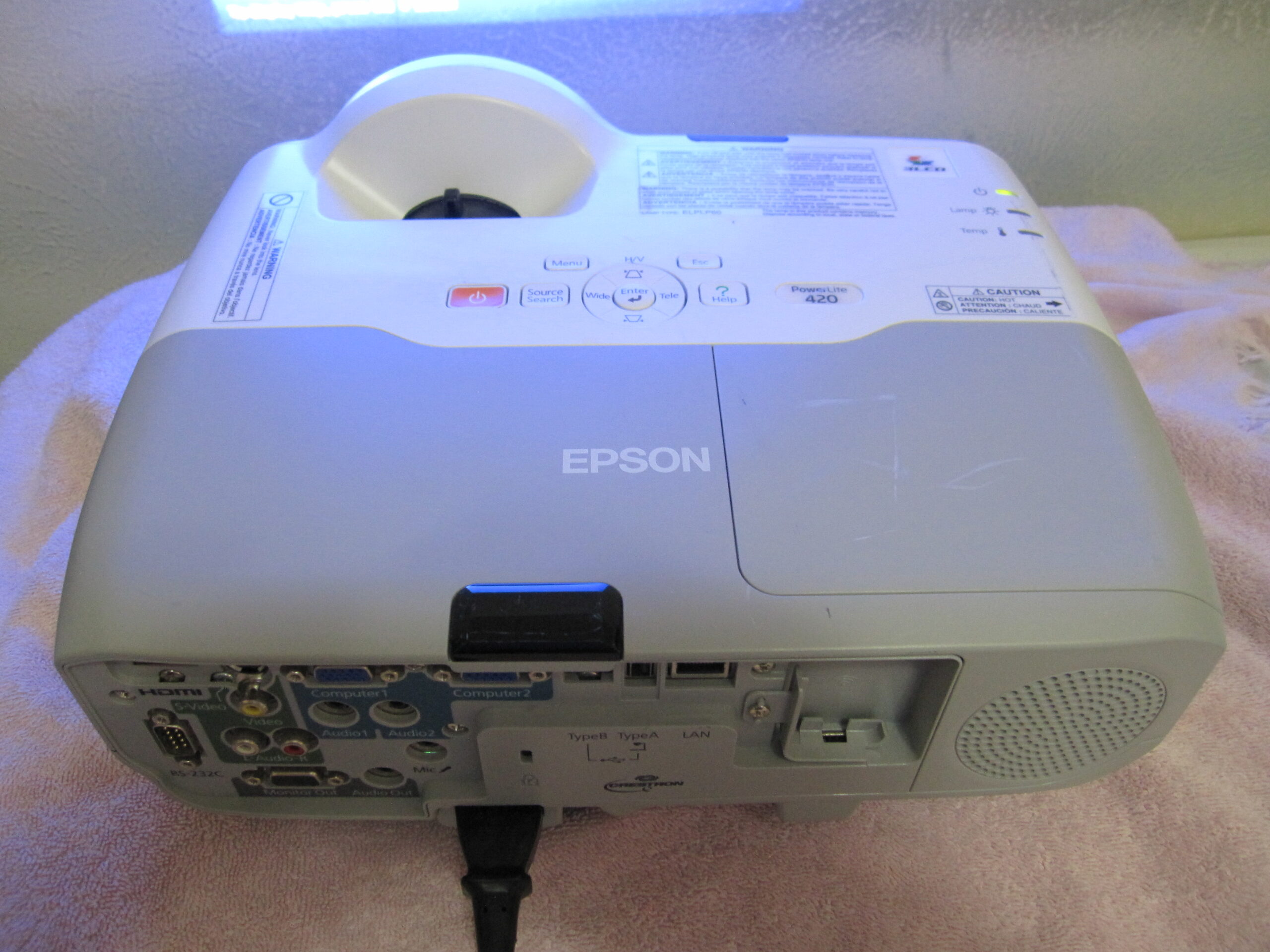 Epson POWERLITE 420 XGA 3LCD Projector - Imagine41